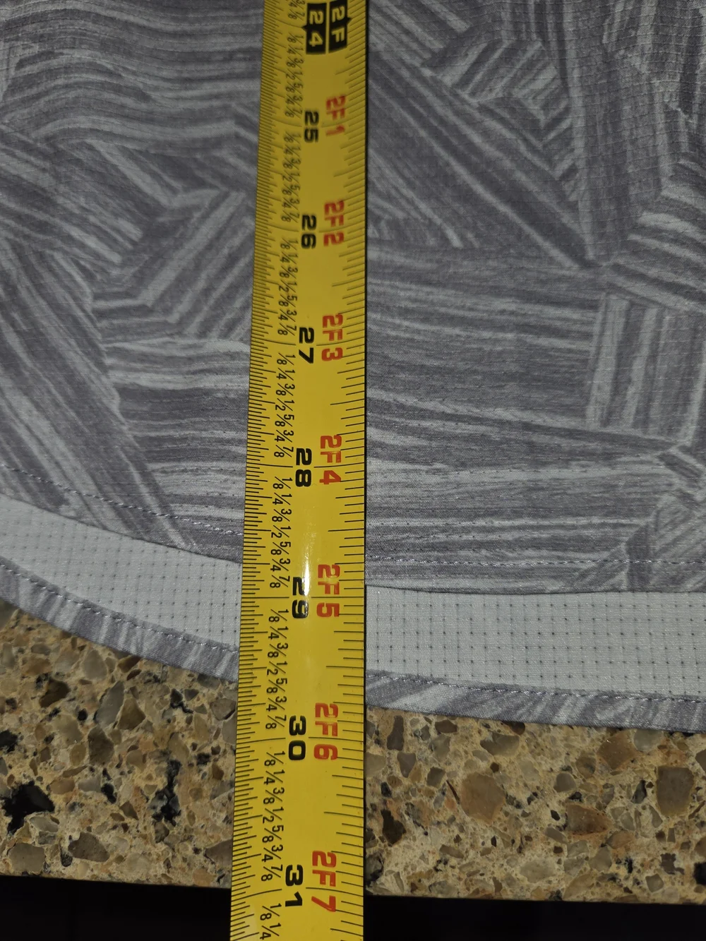 Lululemon Airing Easy Shirt Fits Large Men's Short-Sleeve Gray Patterned Shirt